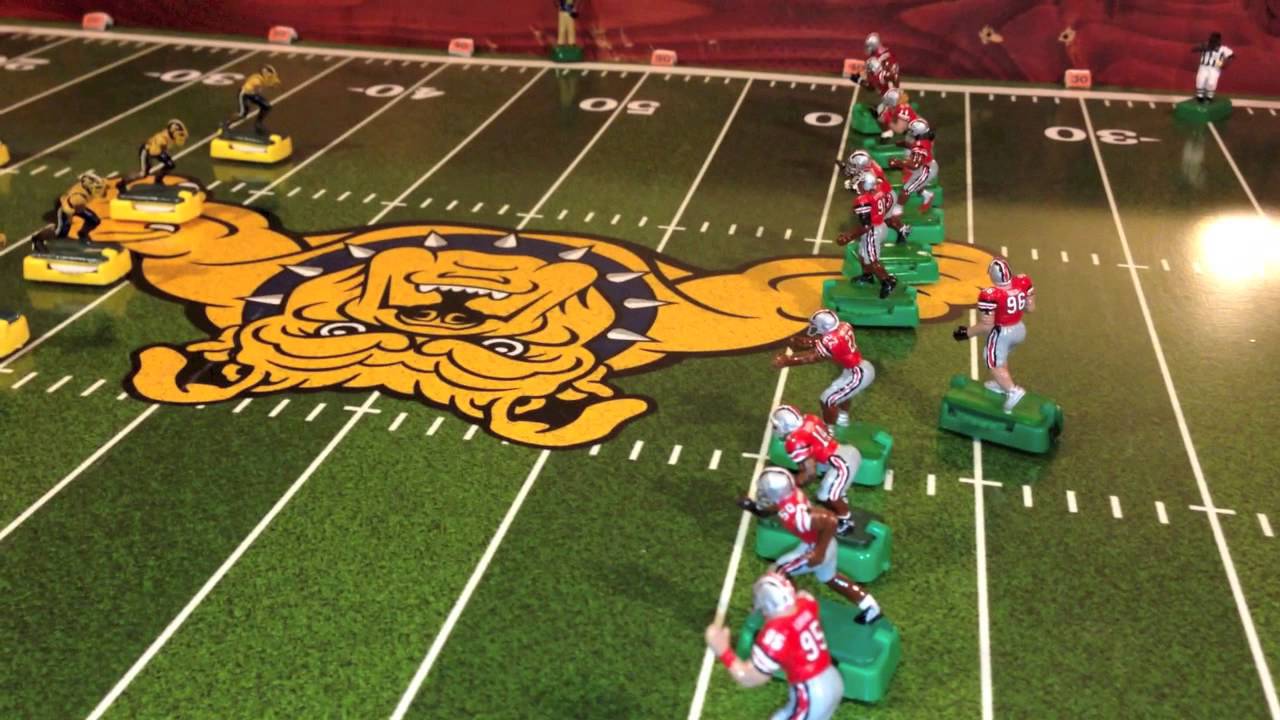(Season 1)Electric Football Aggies verses Buckeyes (1st Quarter)