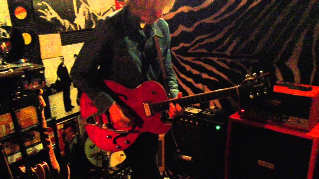 Rosco Levee Traynor YGM3 demos in the studio
