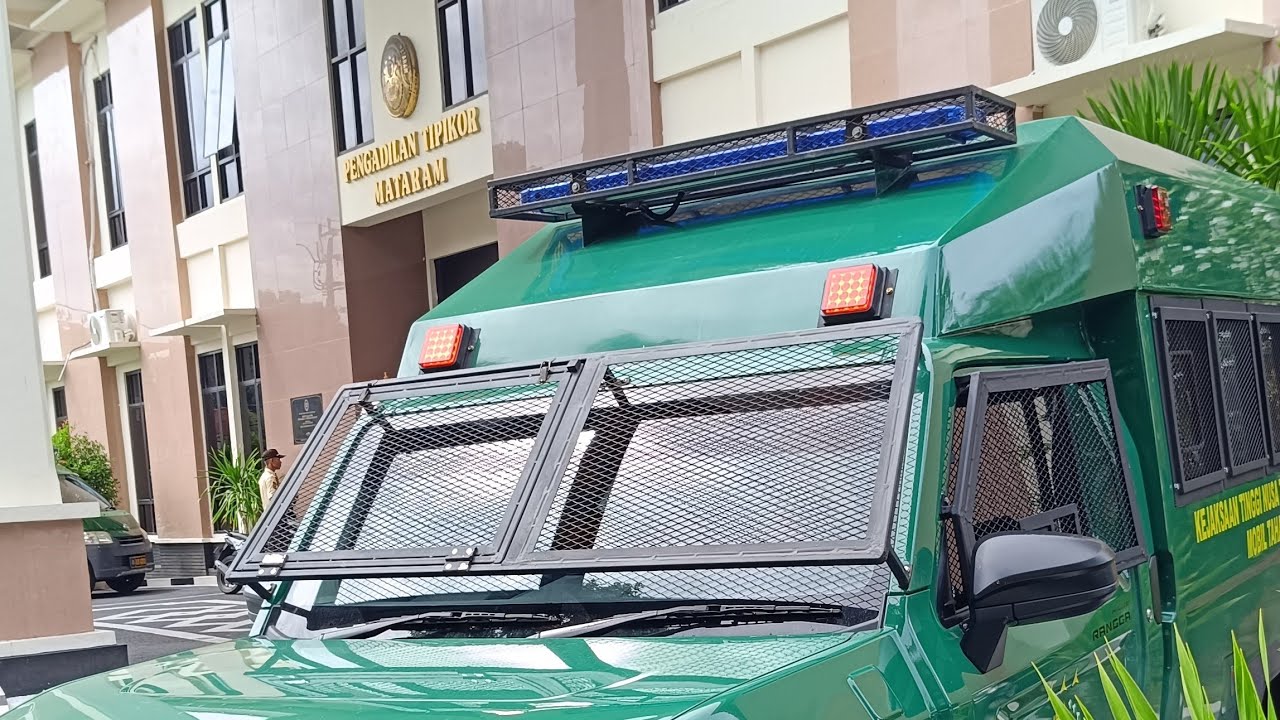 LIVE: Sidang Perdana Kasus Dana Siluman Anggota DPRD NTB