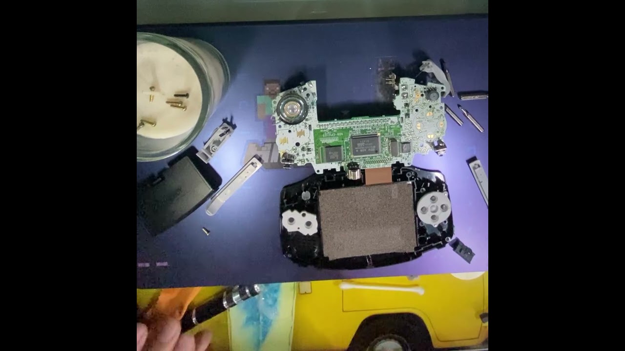 44 minutes and 50 seconds of me waffling while opening a GameBoy Advance (old footage)
