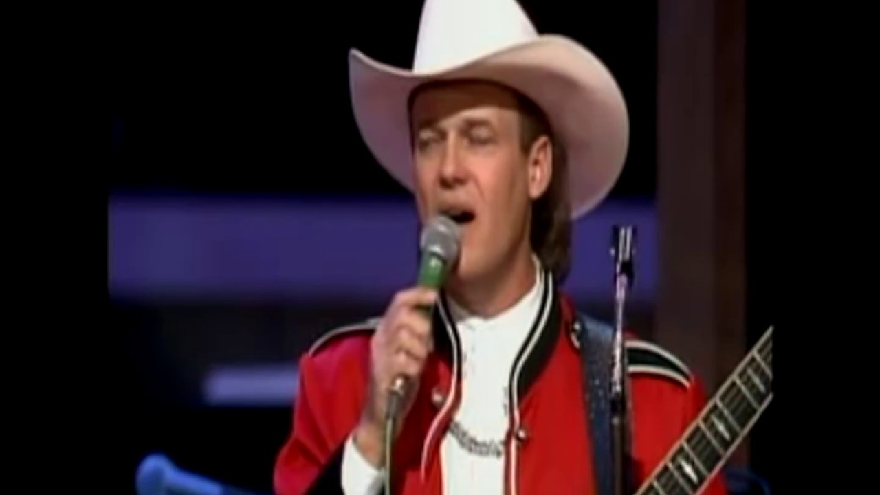 Ricky Van Shelton sings Christmas songs on Opry Encore
