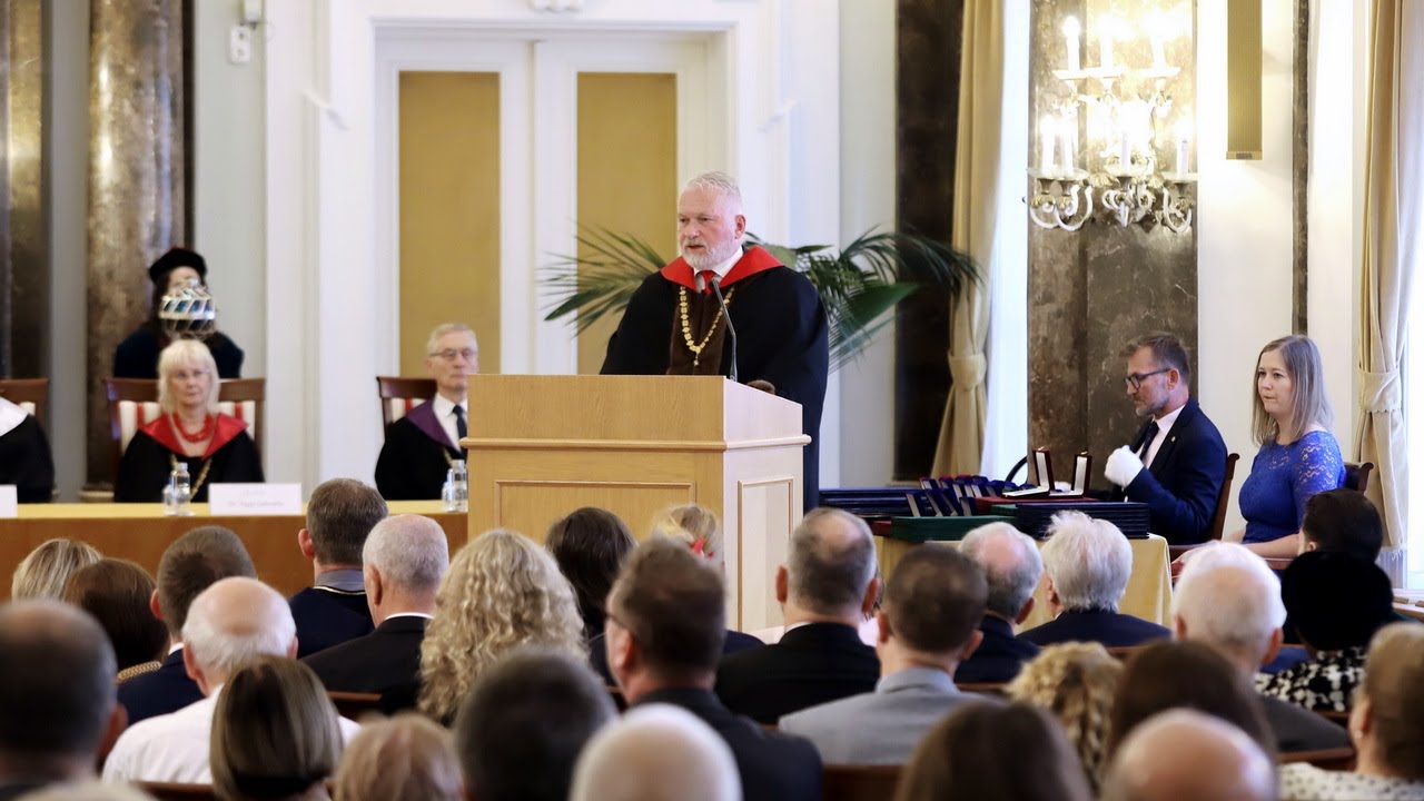 Megkezdődött az ELTE 389. tanéve