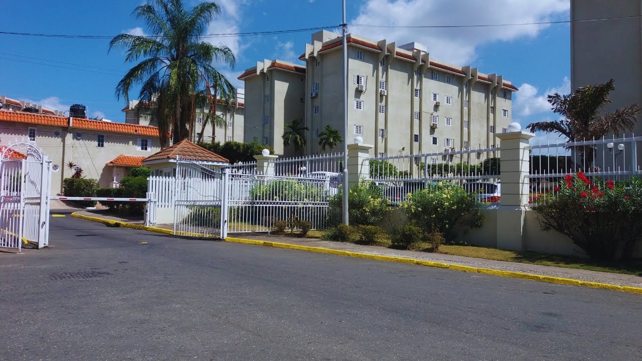 (RENTED) 2 Bedroom, 1 Bathroom Apartment at Oaklands Apartments, Kingston 8, St. Andrew, Jamaica