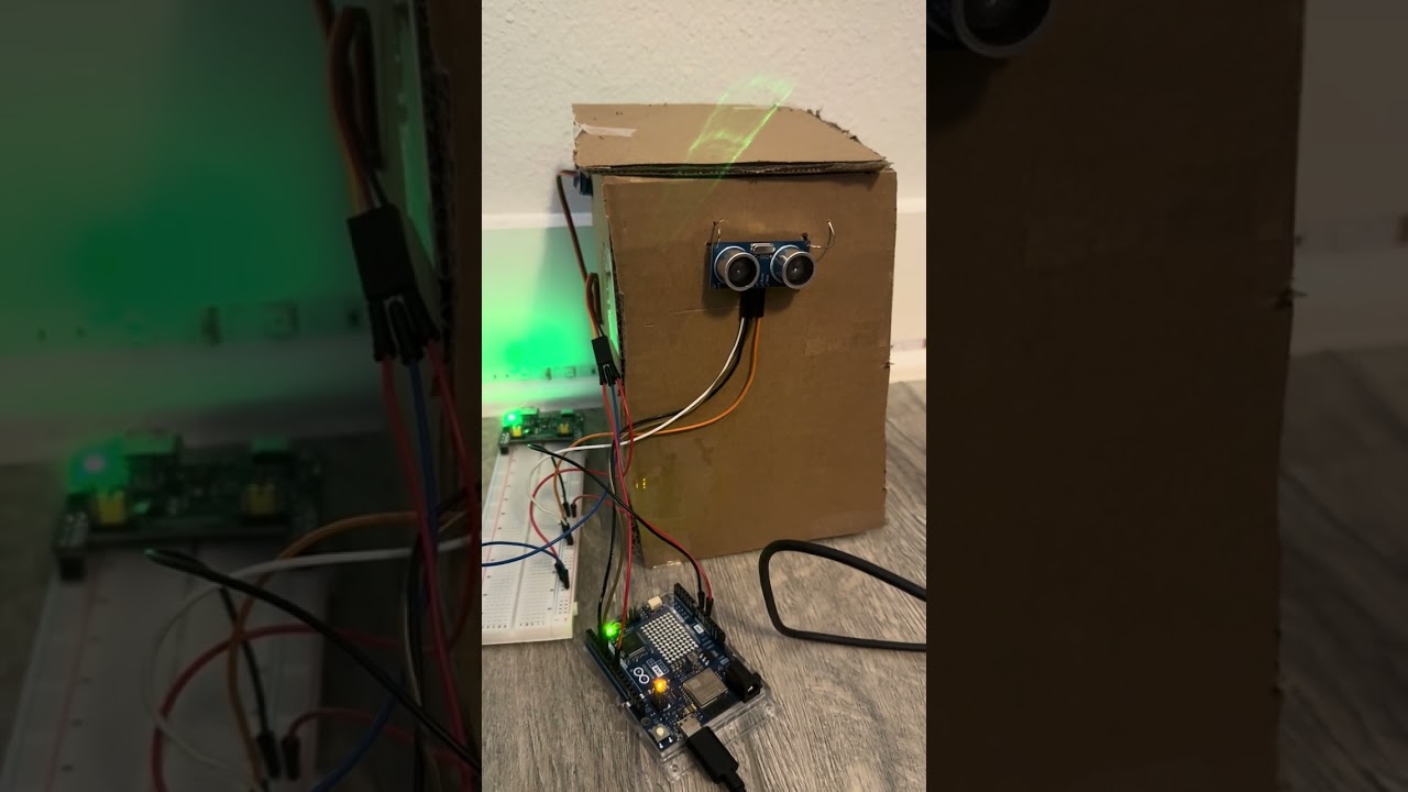 A description/explanation video of the Smart Trash Can from the Teaser