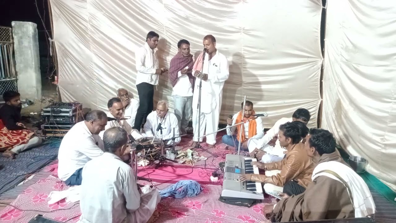 निमाड़ी भजन गायक देवराम भाई किटी कार्यक्रम स्थल ग्राम चारखेड़ा 2