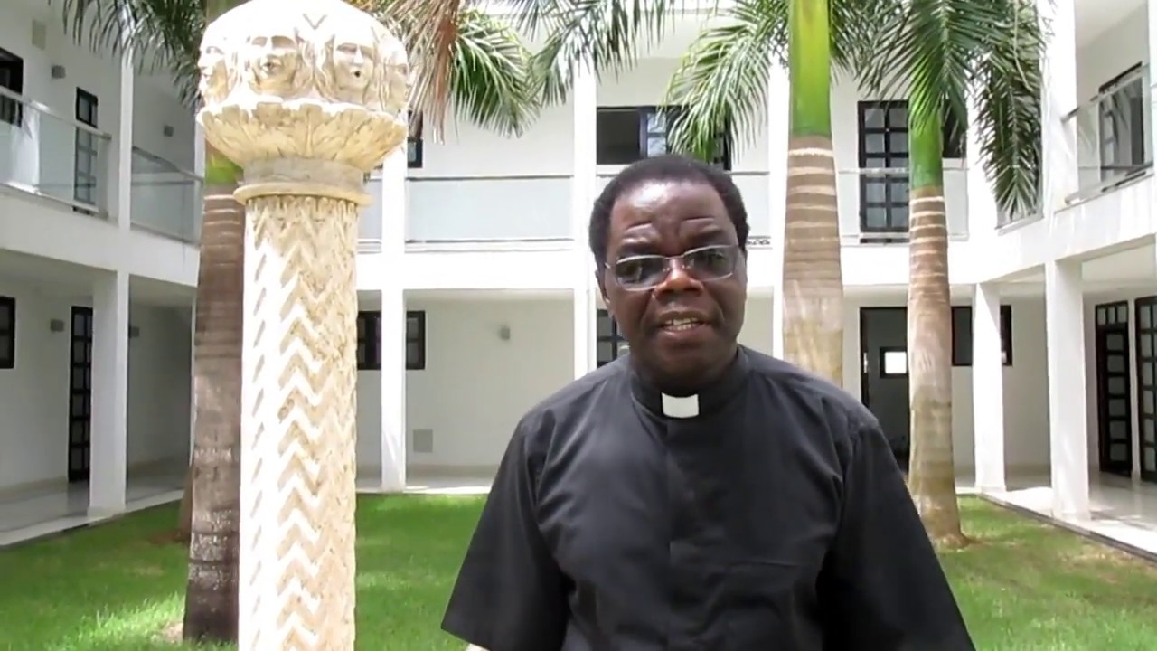 LAUDES NO SEMINÁRIO RM LUANDA