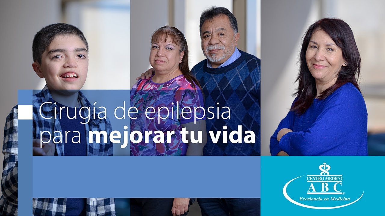 Iker, Rosalva y Roberto después de la cirugía de epilepsia