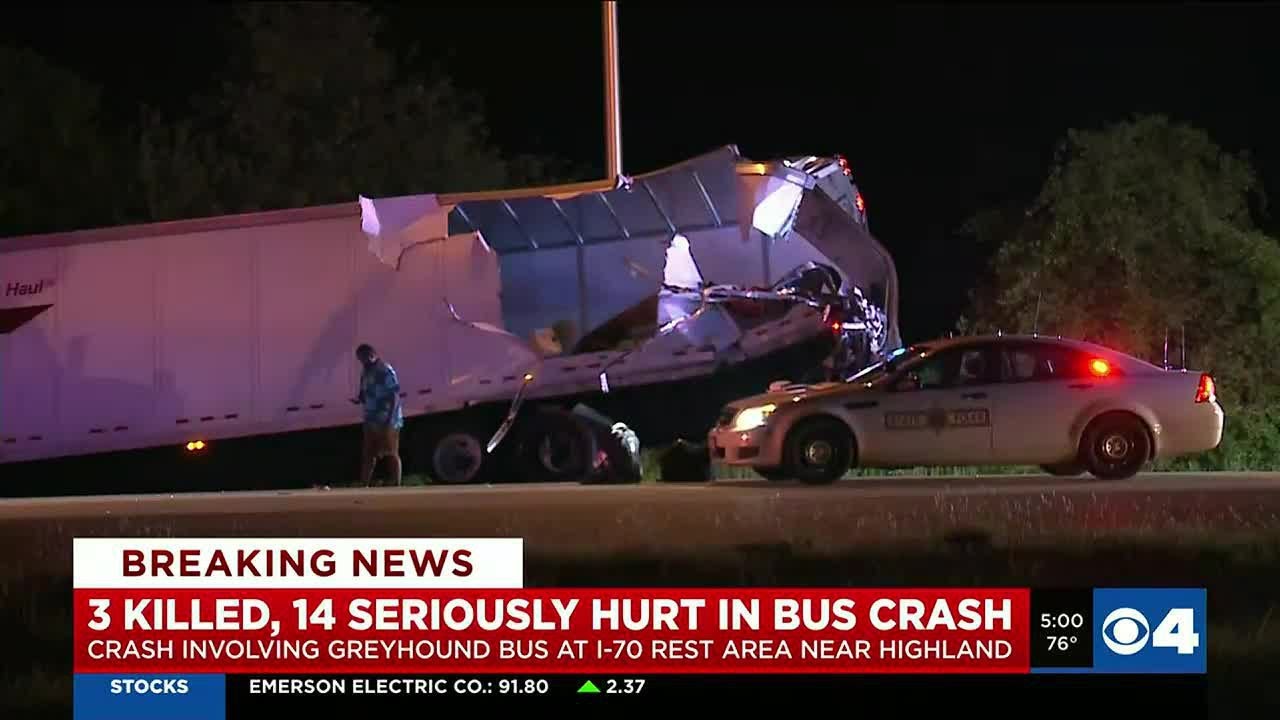 3 dead, 14 injured in Greyhound bus crash along I-70 near Highland, Illinois