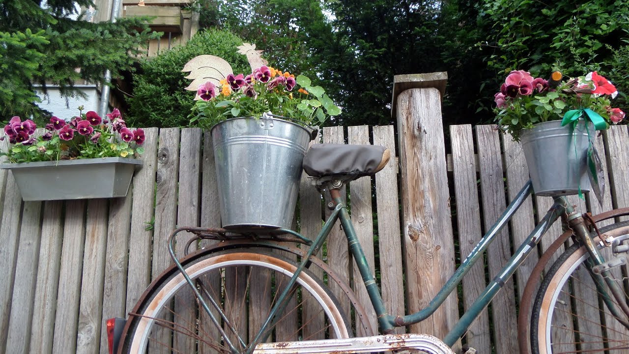 DIY:BLUMEN-Werkstatt, NOSTALGIE Deko mit Blumen,GARTEN DEKO, ...selber machen.Aus ALT mach NEU !
