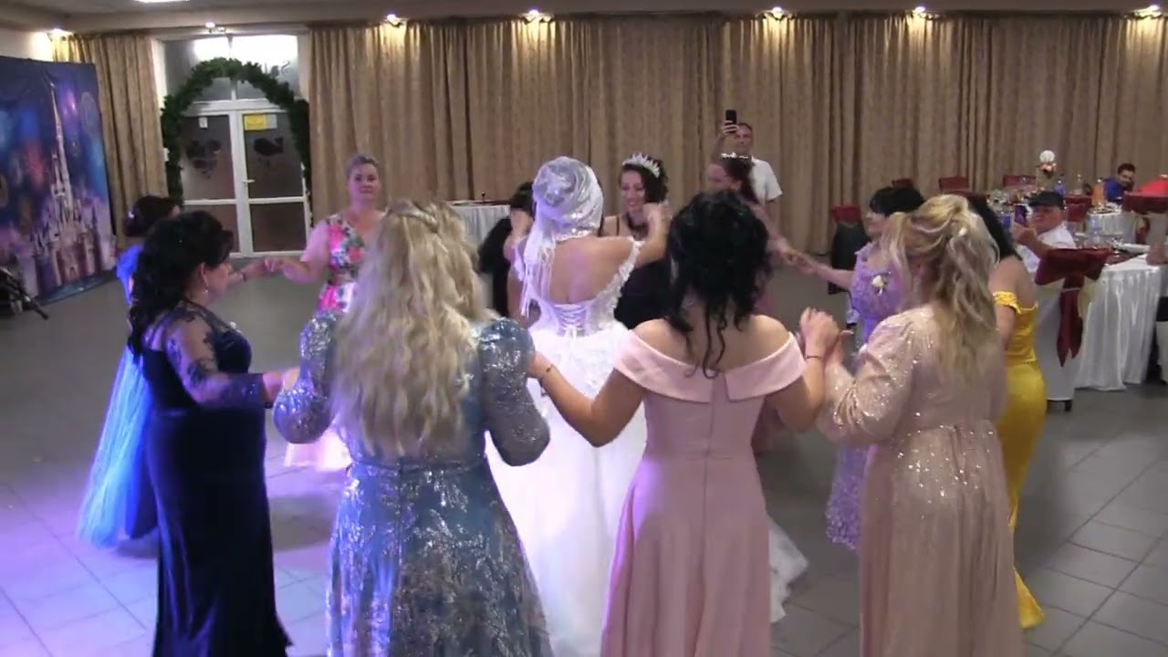 Hora miresei - djfotofilm.ro