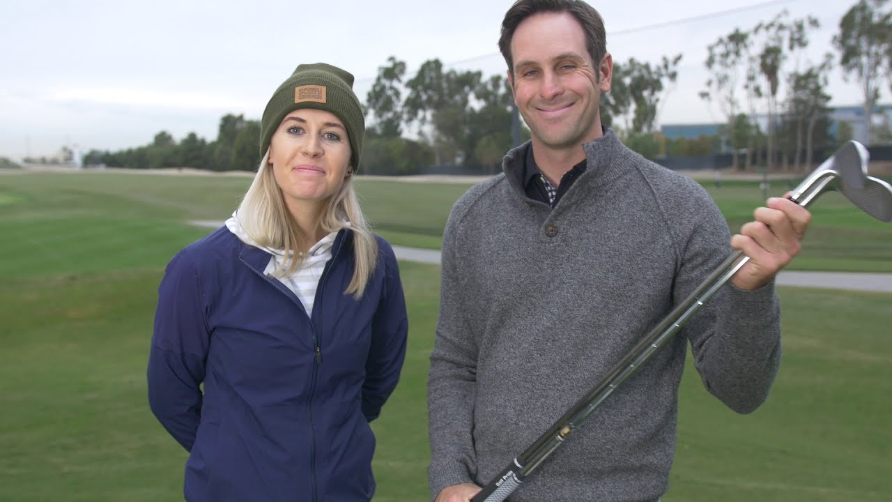 WHAT IS IN A PRO GOLFERS BAG?? IONA SHARES HER BAG!