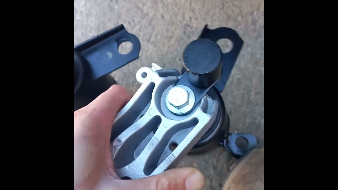 Cambio soporte motor Mazda 2