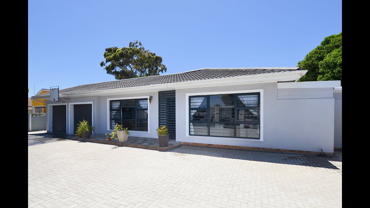 Entertainer’s Dream with Pool and Flexible Braai Room / Flatlet Conversion