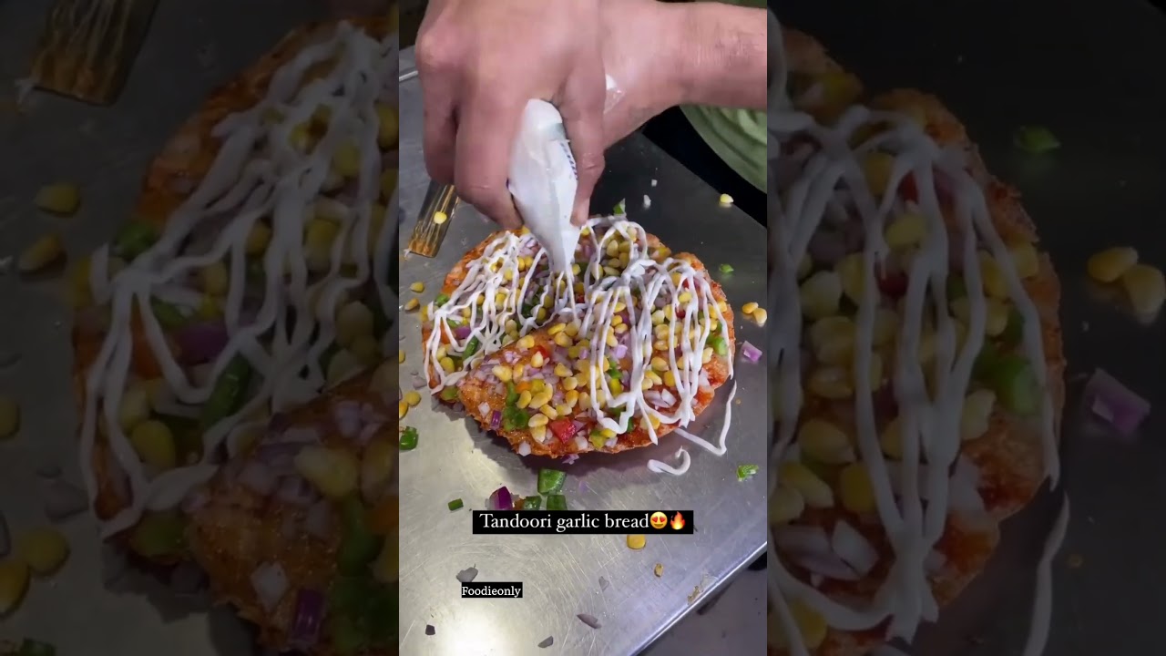 Tandoori Garlic Bread Making 😍 #shorts #strrefoods