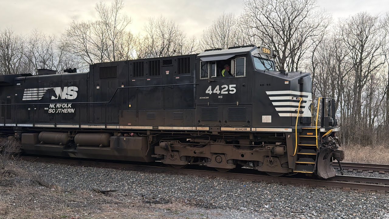 03/15/26 NS Intermodal Train working Rickenbacker Yard in Lockbourne, OH
