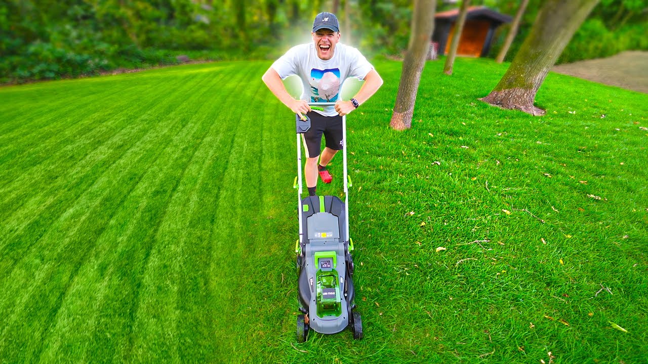 VOOR HET EERST GRASMAAIEN!! WAUW!! #3600