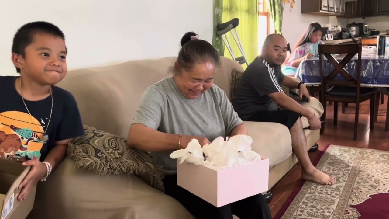 Telling Our Family We’re Pregnant