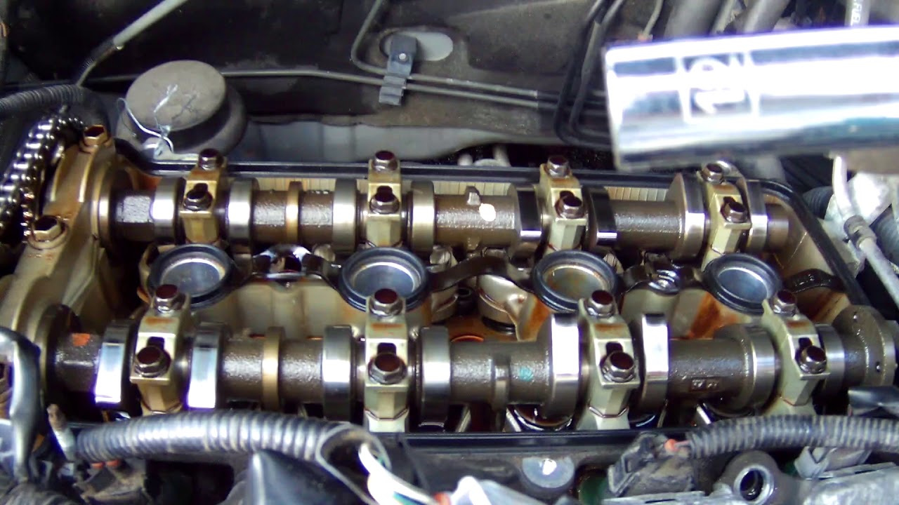 How to Remove and Install Scion xA Engine Valve Cover Gasket - xa 2005 2006 2007-2015