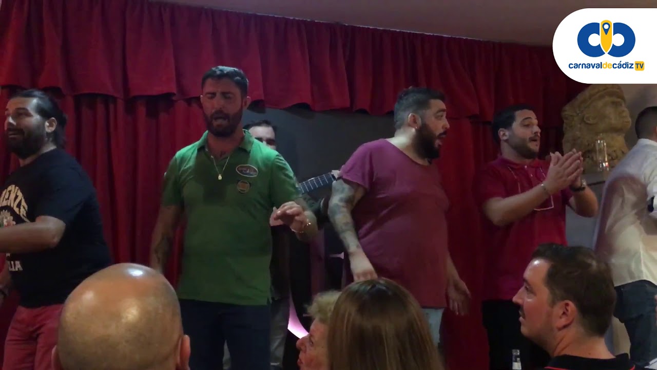 Presentación Comparsa Los Muñecos - Zeus, Piojo, Pellejo, Waxi, Jesús Cruz y Manolín Santander
