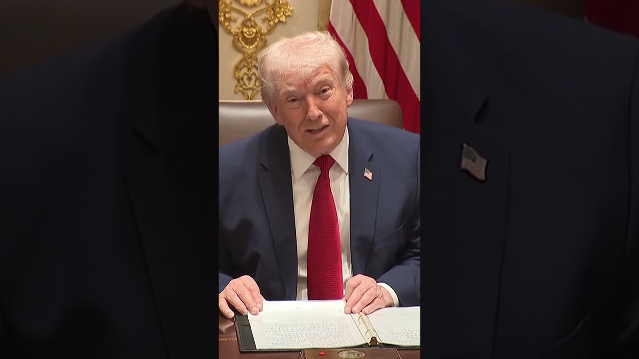 &laquo;Они умоляют о сделке&raquo;: Трамп обрушился с критикой на &laquo;фейковые новости&raquo; и заявил о полной победе...