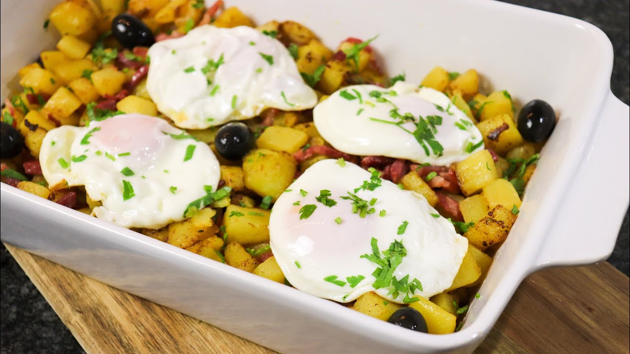 Batatas Salteadas com Bacon e Ovos | Receita F&aacute;cil e Econ&oacute;mica