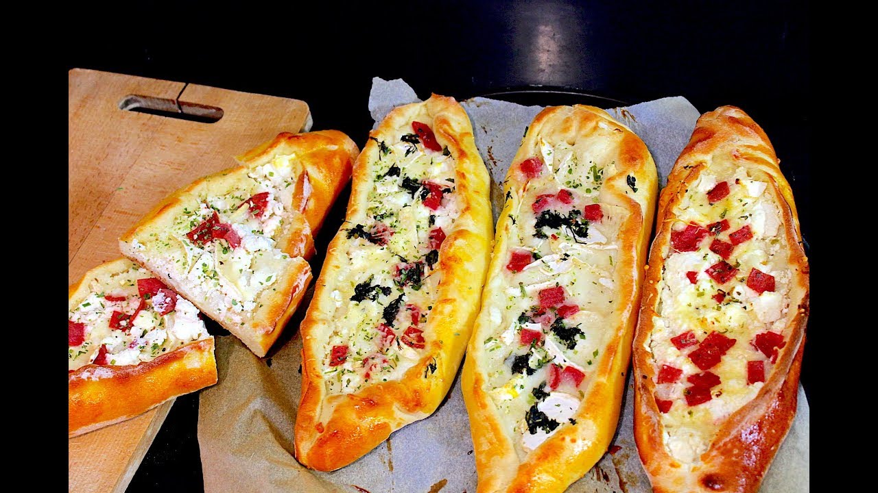 PIDE PIZZA TURQUE AUX FROMAGES / RECETTE FACILLE