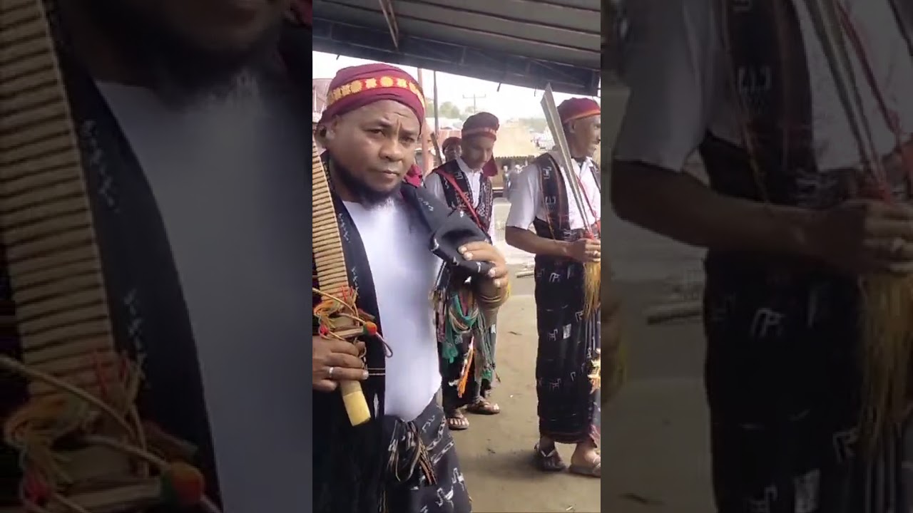 Pesta Adat ( Ka Ngadhu) Bajawa Naidewa ❤️