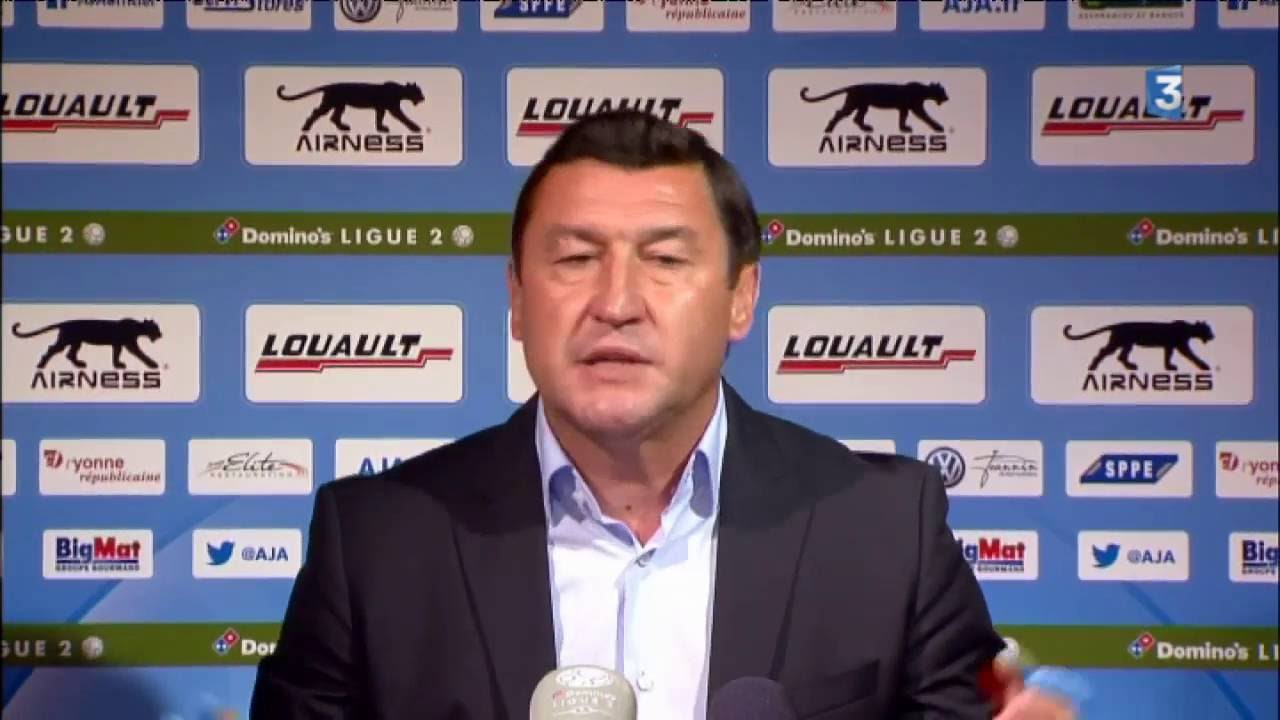 Auxerre : Viorel Moldovan n'est plus l'entra&icirc;neur de l'AJA