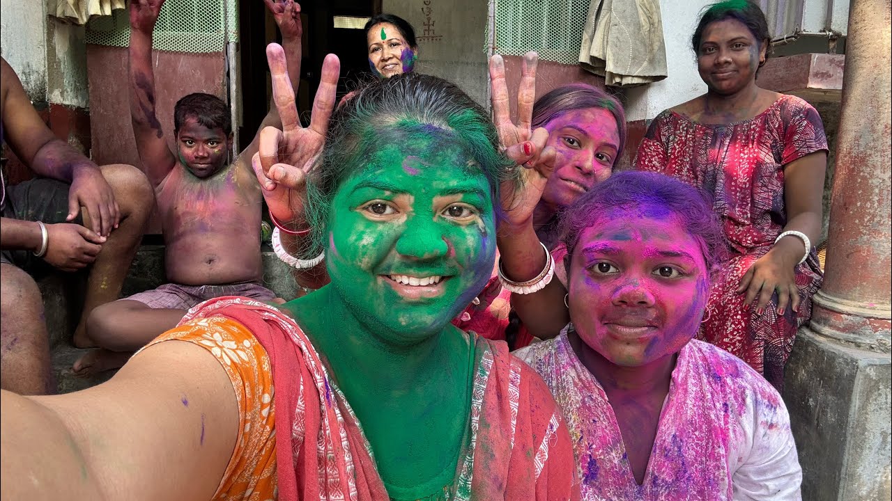 Mone Rong Nai Ba Thakte Pare Tobe Mukhe Rong Thaka Chai 🤓 Holi Hai