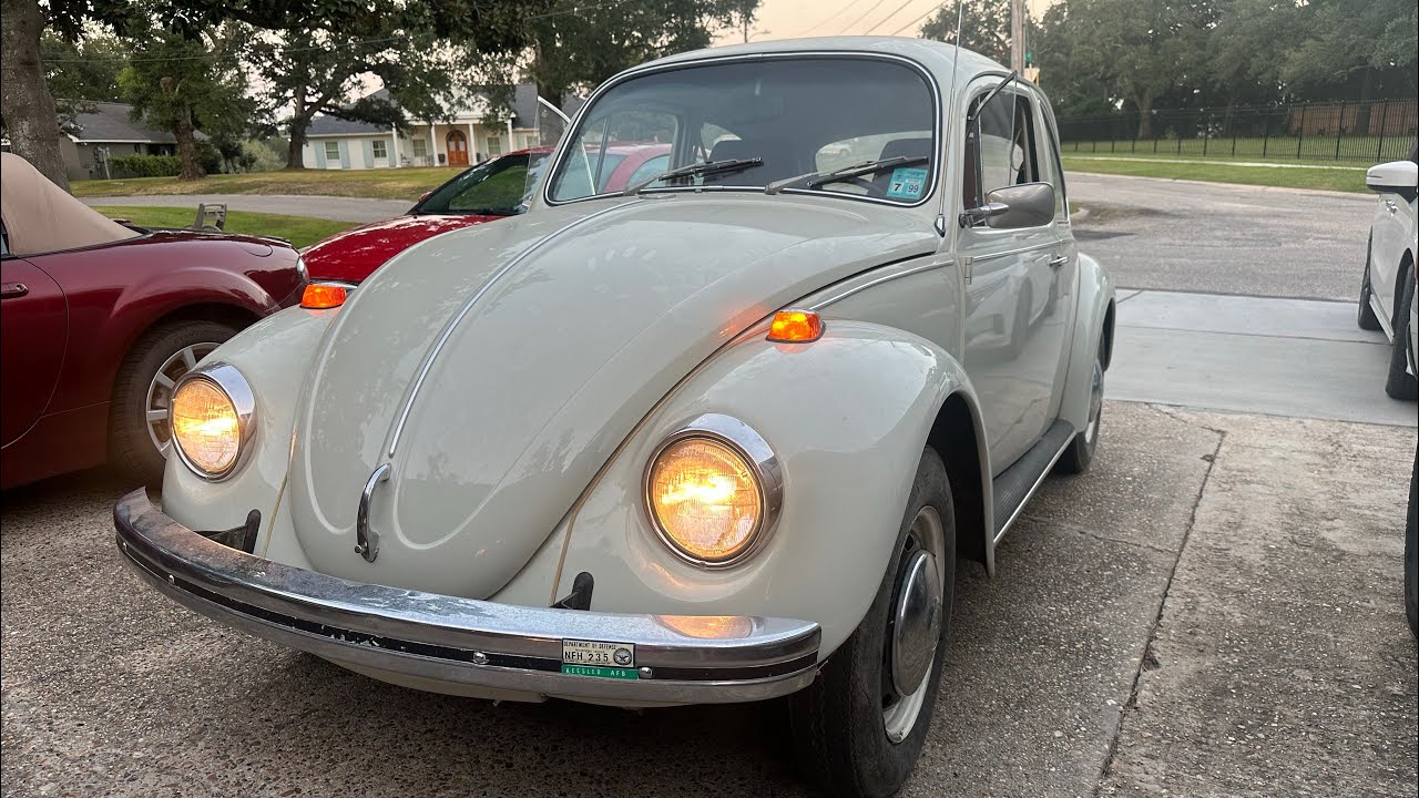 1969 Volkswagen Beetle startup and tour