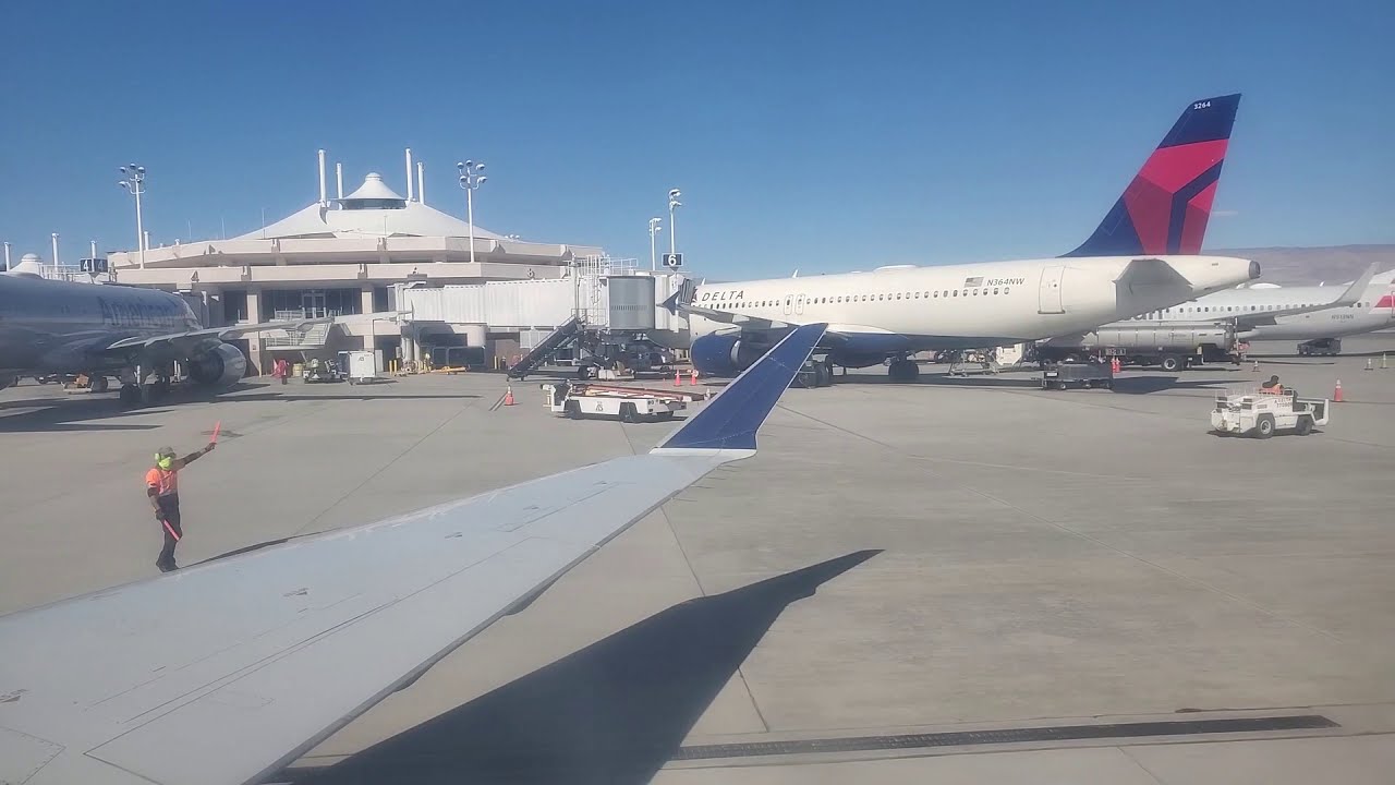 Taking Off from Palm Springs (PSP) 30 January 2021