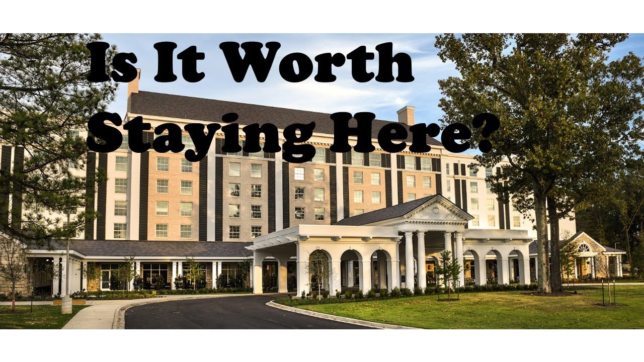 Should You Stay at the Guest House at Graceland When in Memphis?