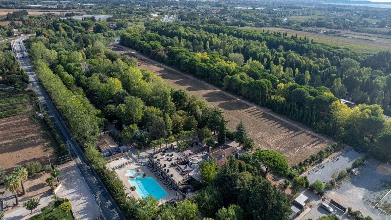 Camping en Provence-Alpes-Côte-d'Azur : Camping La Barque 4*