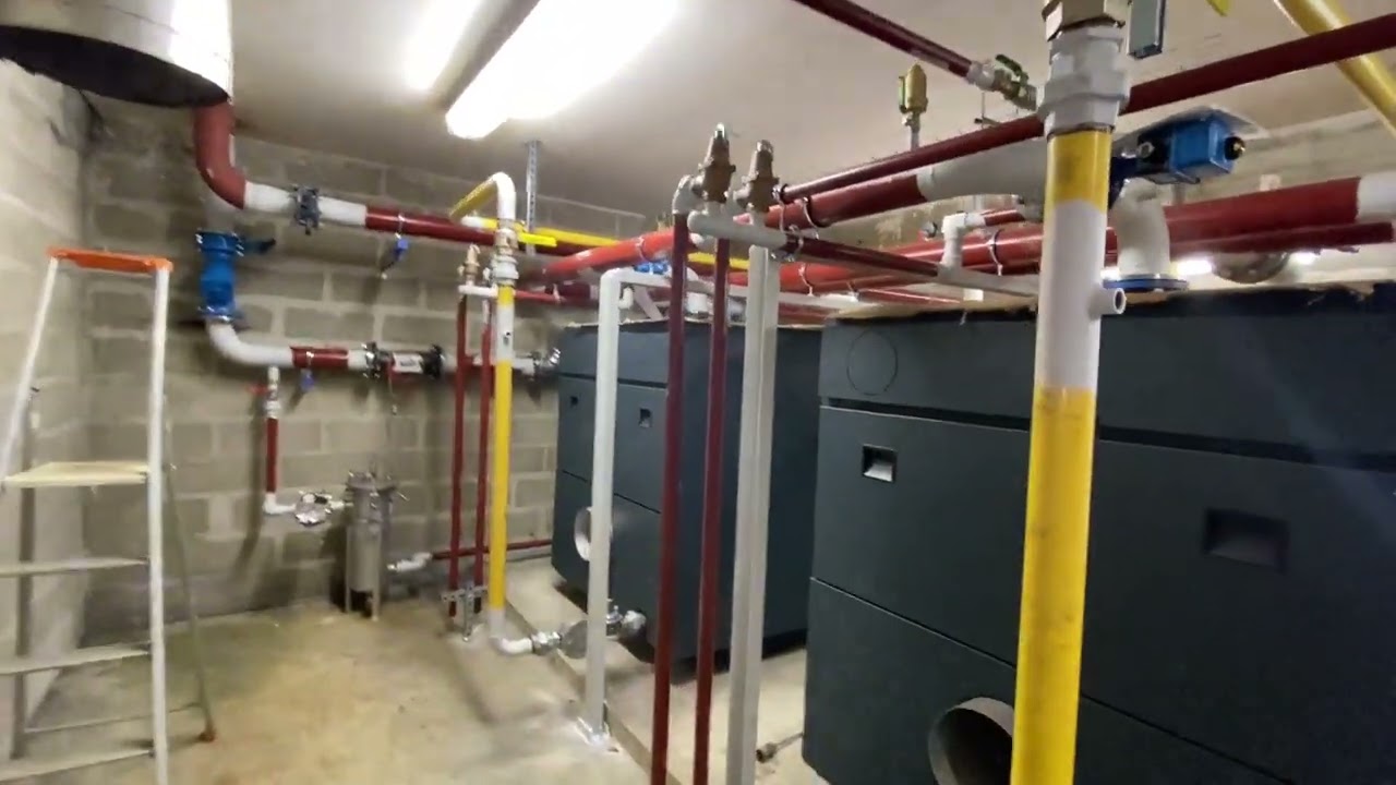 Rénovation et création d'une chaufferie équipée de deux chaudières de grande puissance.