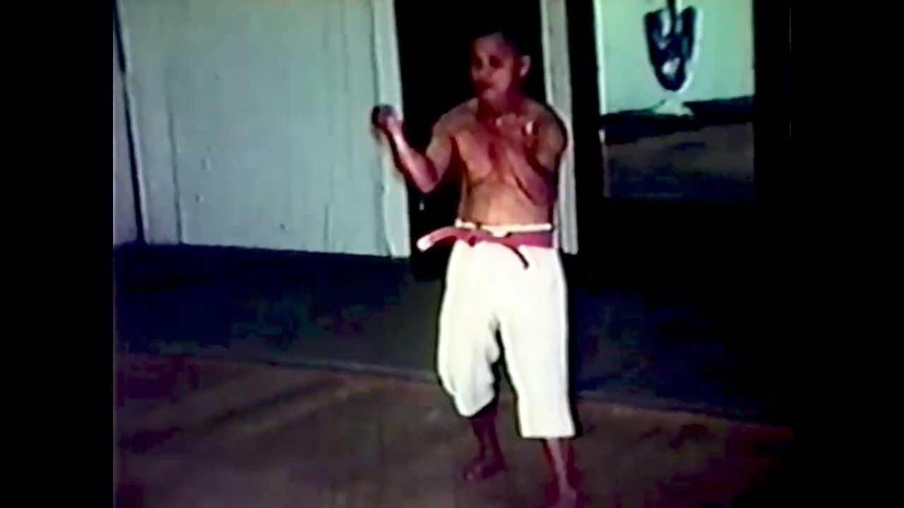 Tatsuo Shimabuku 