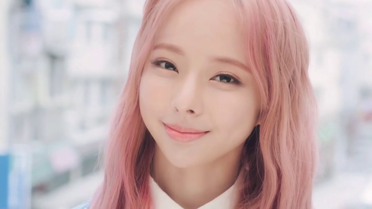 all loona mvs but it’s just vivi