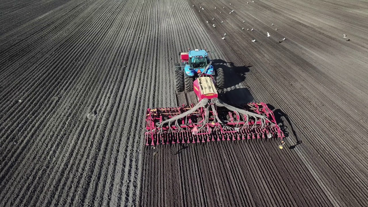 NH t8.390 Vaderstad Spirit 900s FH 2200