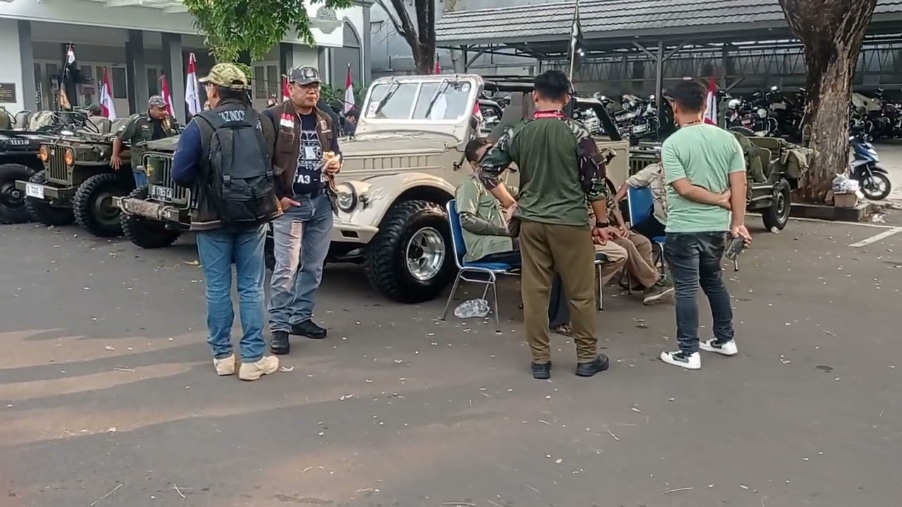 Jeep Tangguh Russia. GAZ.. pernah merajai jalan di Indonesia. kini jadi mobil antik yang tetap gagah
