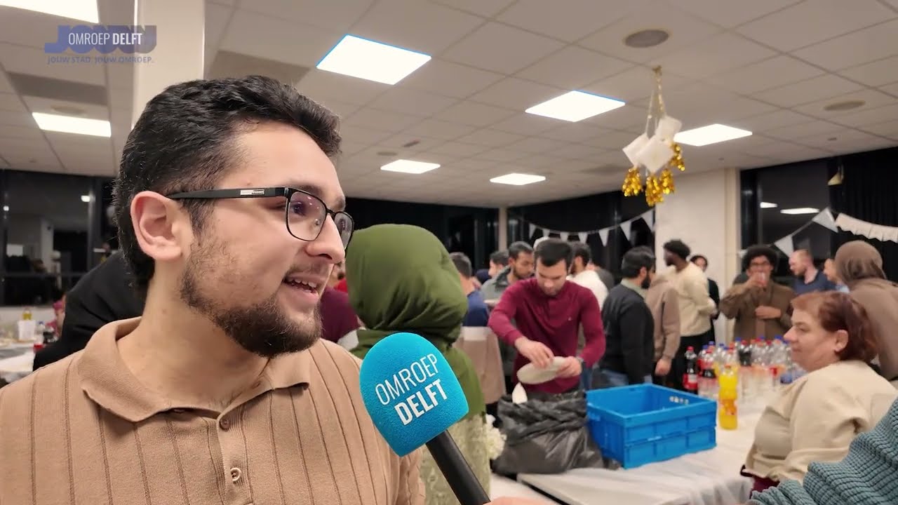Parsa’s ramadan: iftar in de moskee