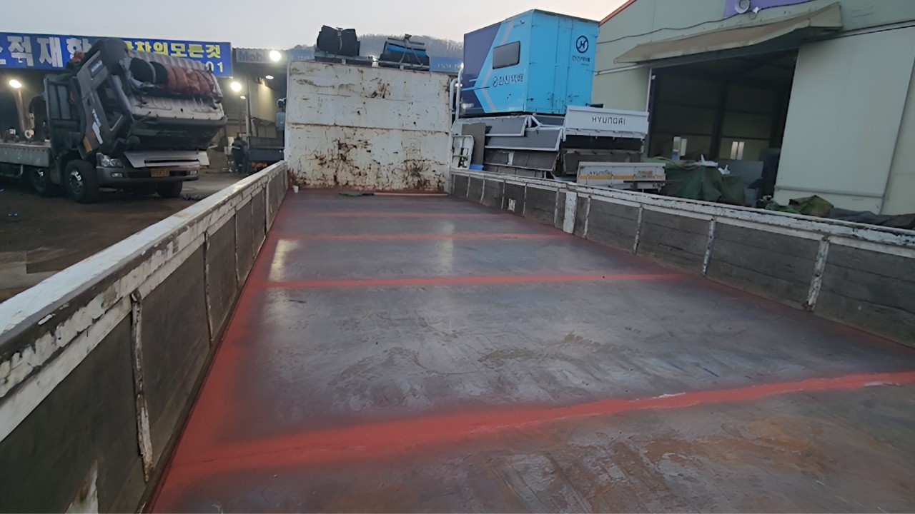 현대 메가트럭 차바닥 교환 (3.2T)