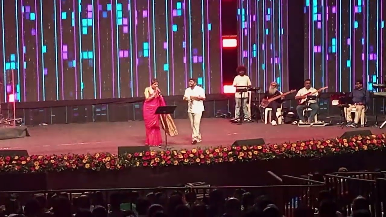 Madhuraykk pokathedi.... Mallippoo kannevaykkum.... | amritha suresh super performance 