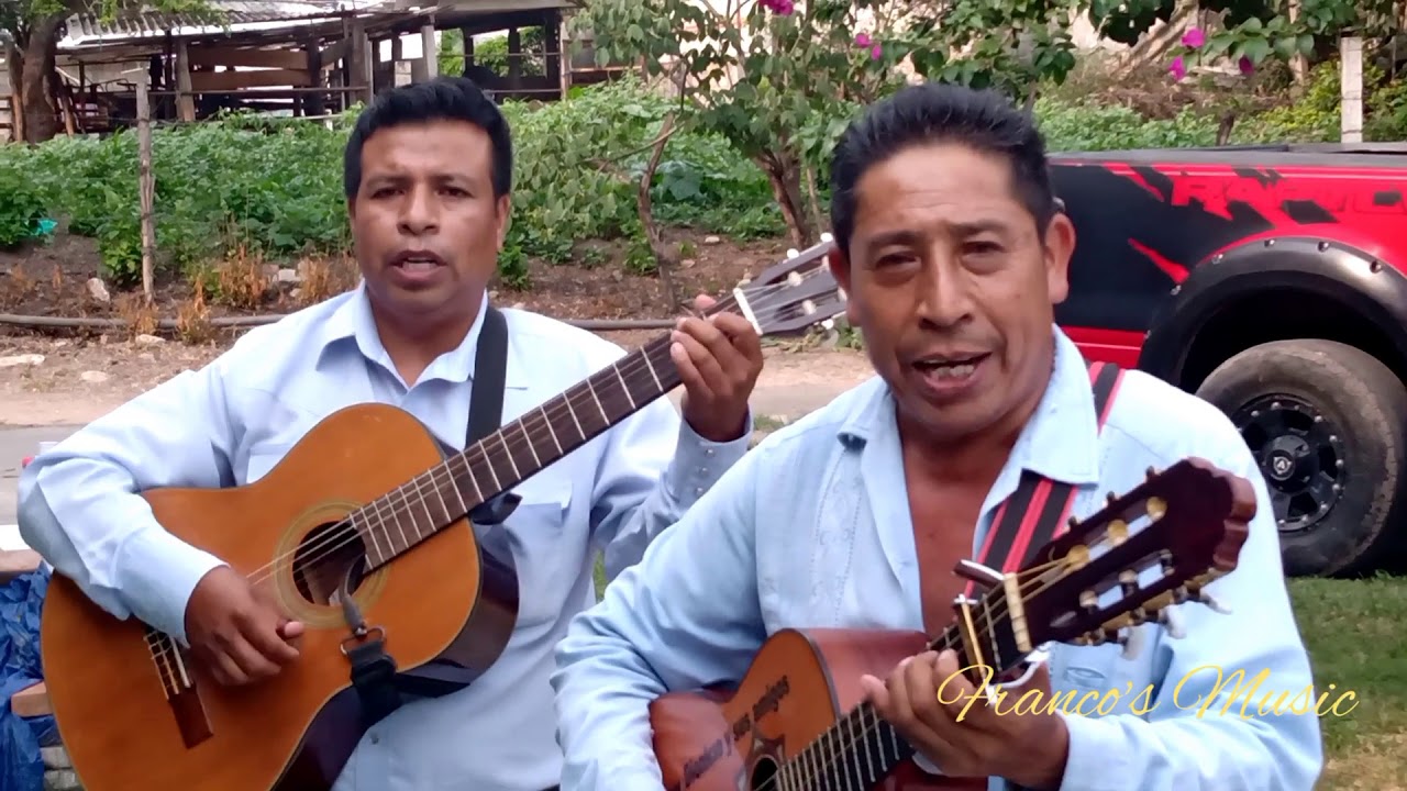 Mi gusto es- con Dionisio y sus amigos.