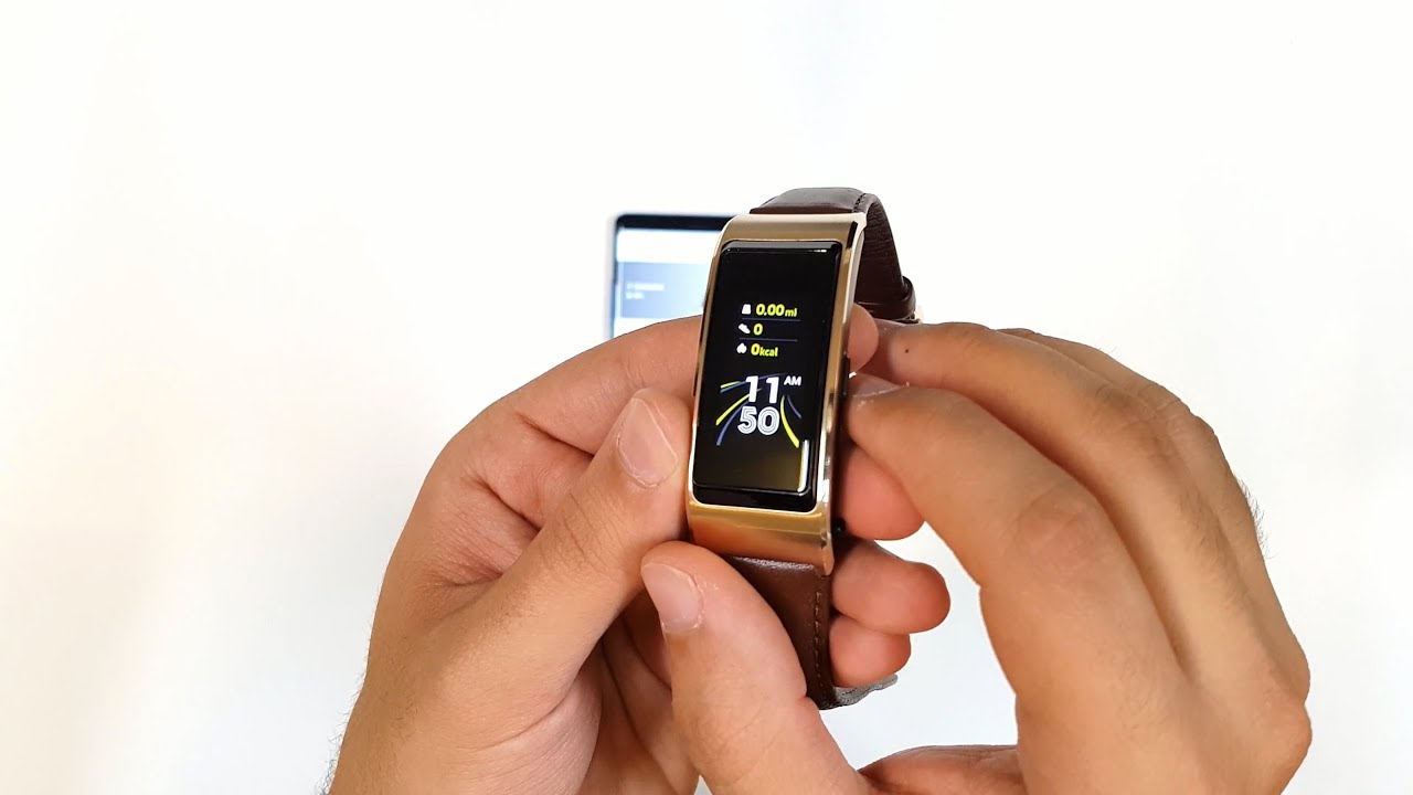 Huawei TalkBand B5 (leather Band) Unboxing and setting up