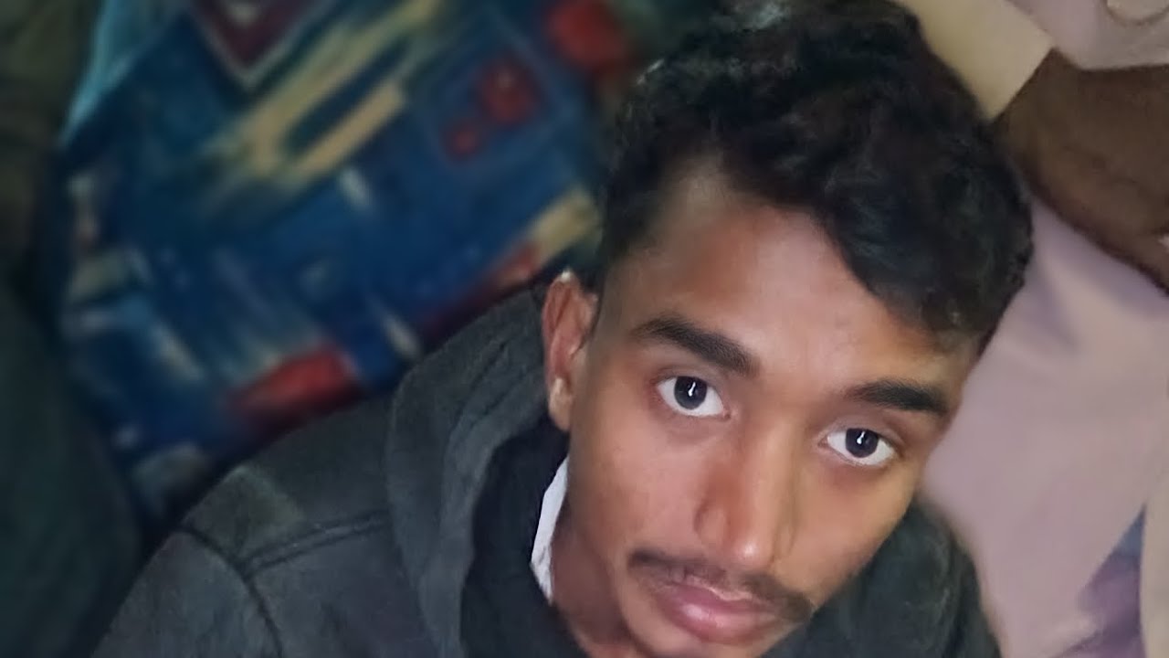 Barat me jate time masti dost ke sath 😀😀😀😀