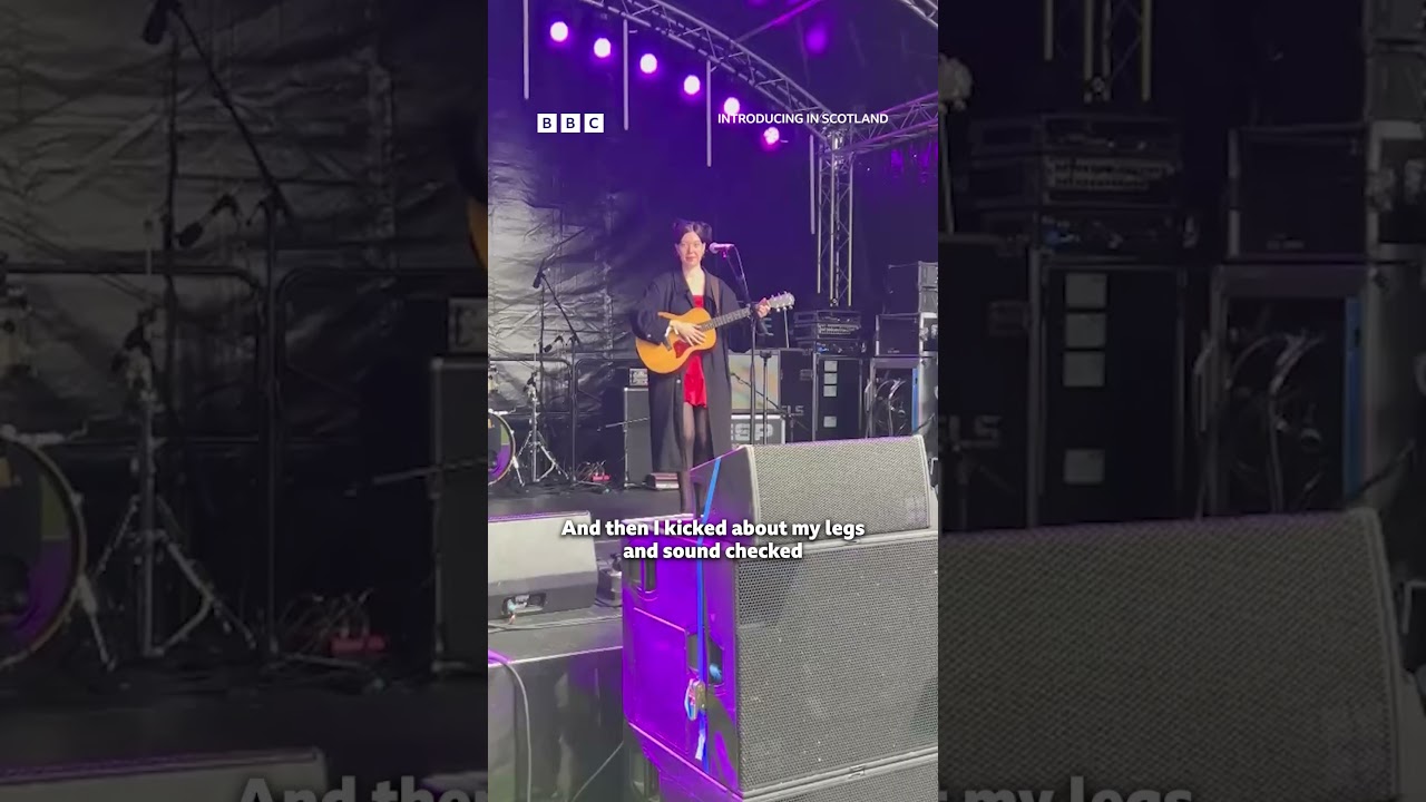 Закулисье выступления Alice Faye на сцене BBC Introducing в рамках её дебюта на #TRNSMT.
