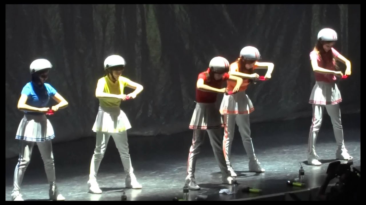 [Fancam] 140722 Crayon Pop @ ArtRave LA Opening Act. Full length