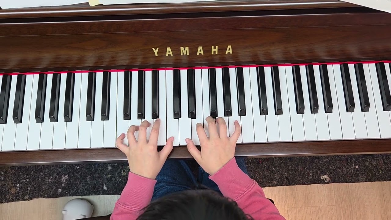 Iliza 8歲鋼琴練習 〔Friedrich Kuhlau Sonatina op.55 nol, mov2〕比賽日