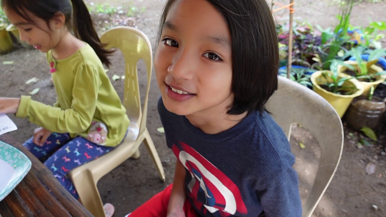 Tour of Town of Amadeo & Local HL Moonlight Shop Fresh Farm Food & Kids wish well to Kulas