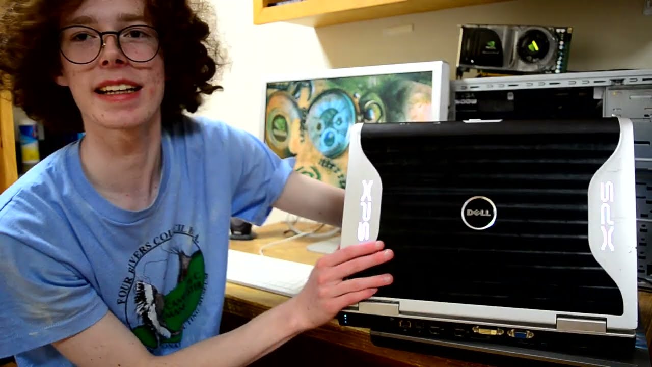 Dell's huge gaming laptop from 2008 - the XPS M1710