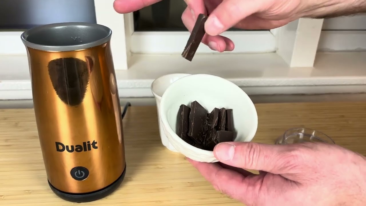How to use a Dualit COCOATISER Hot Chocolate Maker